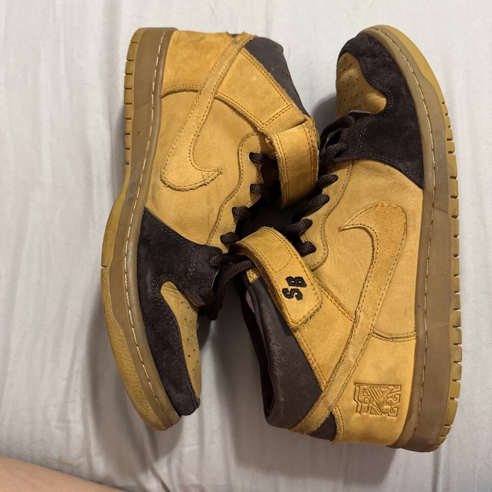 Size 10 - Nike SB Dunk Pro Mid Lewis Marnell